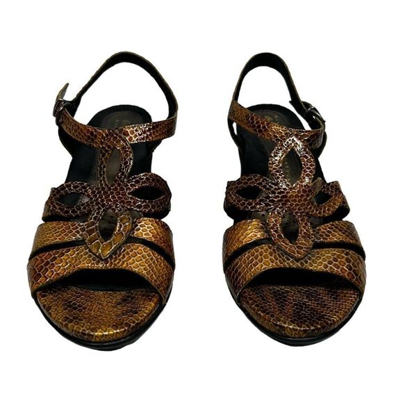 1803 Handcrafted in Portugal Yellow Gold Snakeskin Patterned Open Toe Short Heel - Picture 3 of 12